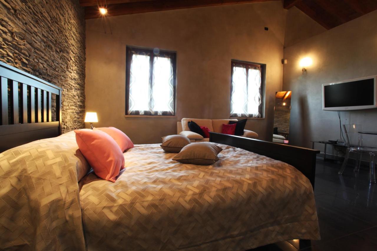 B&B Cascina Quaderna Castenedolo Exteriör bild